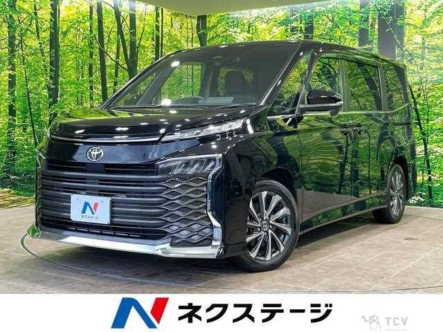 2022 Toyota Voxy
