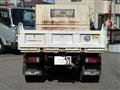 2004 Isuzu Elf Truck