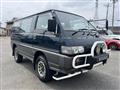 1995 Mitsubishi Delica Starwagon
