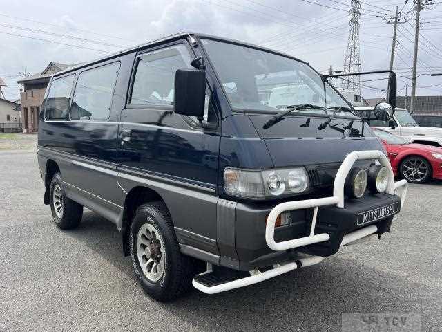 1995 Mitsubishi Delica Starwagon