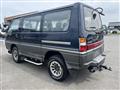 1995 Mitsubishi Delica Starwagon