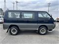 1995 Mitsubishi Delica Starwagon