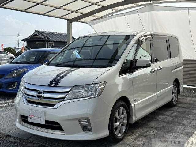 2013 Nissan Serena