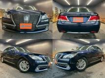 2017 Toyota Crown