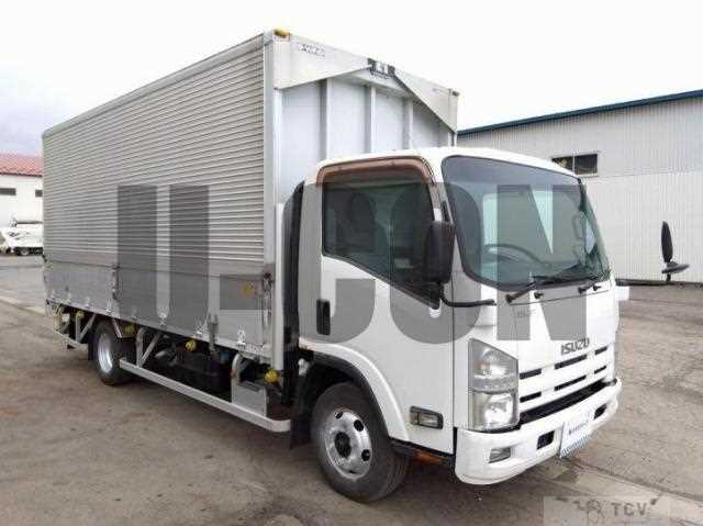 2013 Isuzu Elf Truck