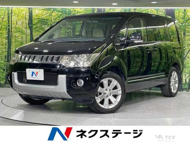 2013 Mitsubishi Delica D5