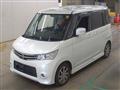 2011 Nissan ROOX