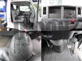 2019 Isuzu Elf Truck
