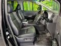2013 Toyota Alphard Hybrid
