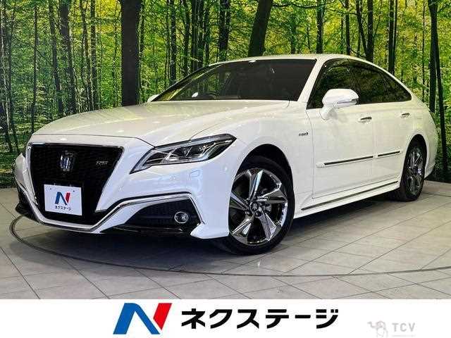 2019 Toyota Crown Hybrid