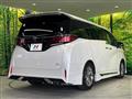 2024 Toyota Alphard Hybrid