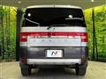 2009 Mitsubishi Delica D5