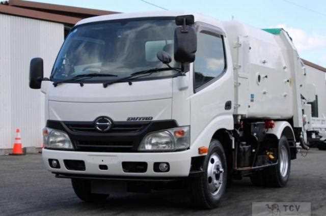 2015 Hino Dutro