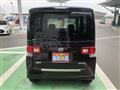 2011 Daihatsu Tanto