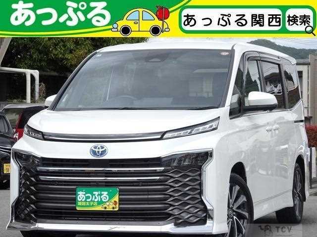 2025 Toyota Voxy
