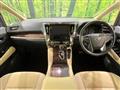 2019 Toyota Alphard Hybrid