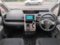 2009 Toyota Voxy