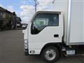 2016 Isuzu Elf Truck