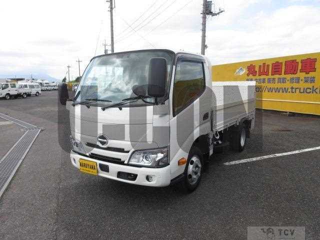 2025 Hino Dutro