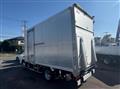 2025 Mitsubishi Fuso Canter