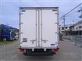 2025 Isuzu Elf Truck