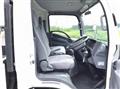 2017 Isuzu Elf Truck