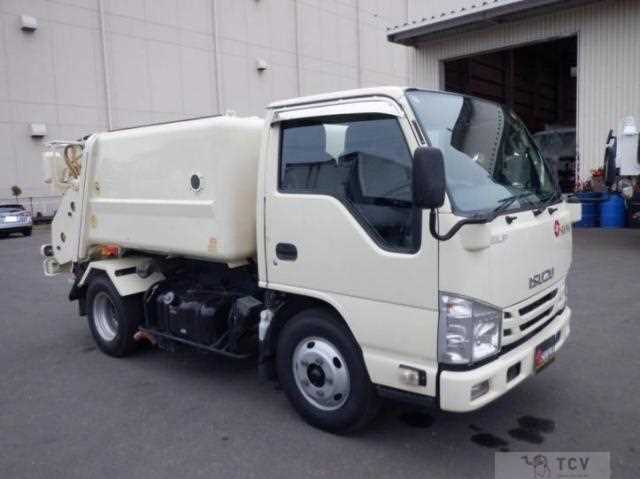 2016 Isuzu Elf Truck