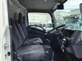 2018 Isuzu Elf Truck