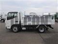 2025 Mitsubishi Fuso Canter
