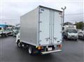 2020 Isuzu Elf Truck