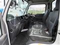 2017 Isuzu Elf Truck