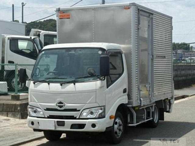 2024 Hino Dutro