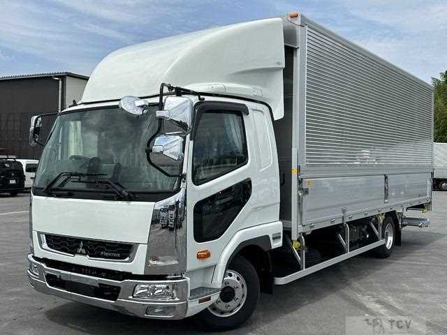 2025 Mitsubishi Fuso Fighter