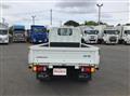 2020 Isuzu Elf Truck