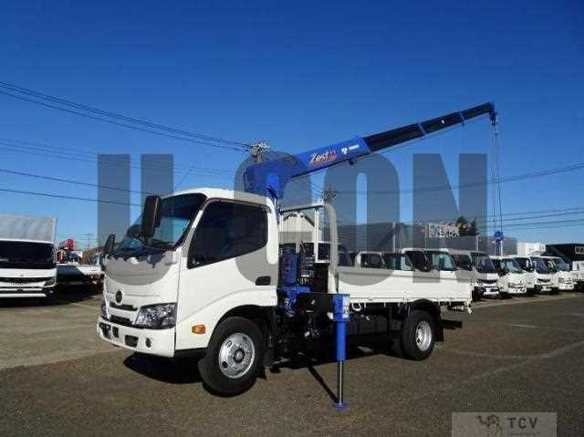 2025 Hino Dutro