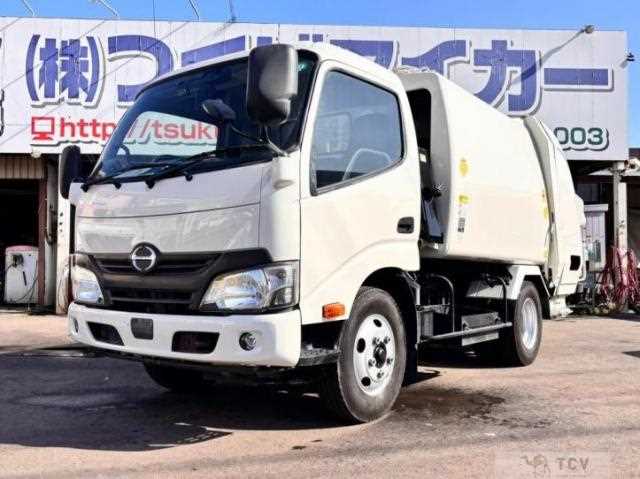 2017 Hino Dutro