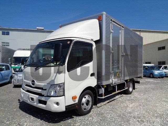 2025 Hino Dutro