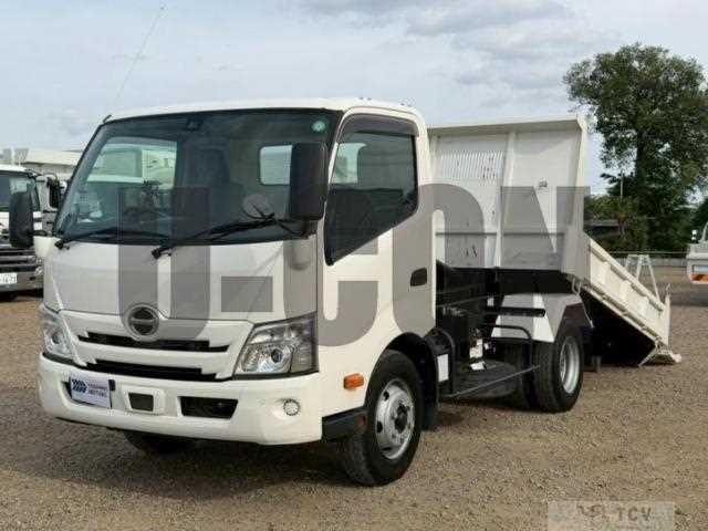 2022 Hino Dutro