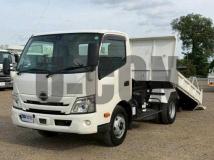 2022 Hino Dutro