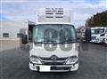 2025 Hino Dutro
