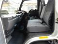 2004 Isuzu Elf Truck