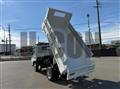2025 Mitsubishi Fuso Canter