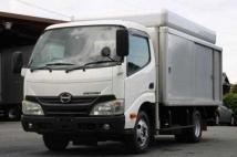 2013 Hino Dutro