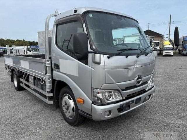 2021 Hino Dutro