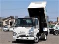 2016 Isuzu Elf Truck
