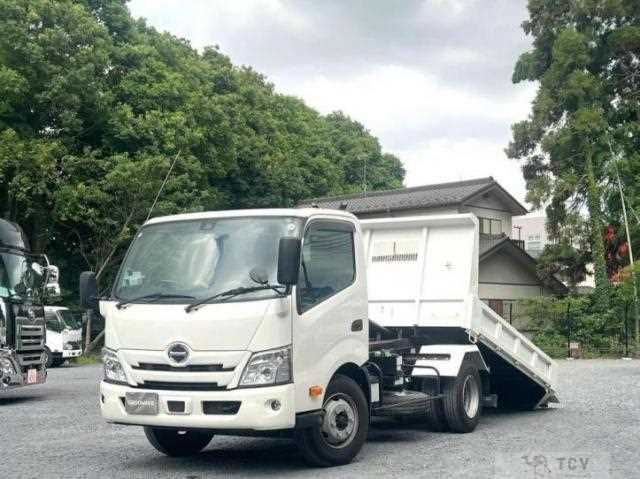 2024 Hino Dutro