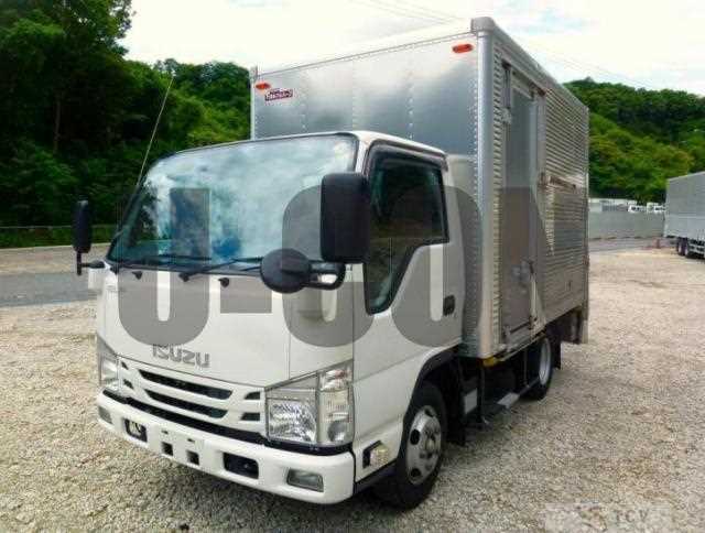 2020 Isuzu Elf Truck