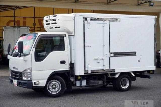 2017 Isuzu Elf Truck