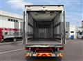 2018 Isuzu Elf Truck