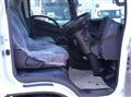 2025 Isuzu Elf Truck